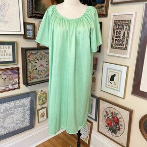 Anthony Richards Scoop Neck Spring Green Short Sleeve Nylon Nightgown Size L